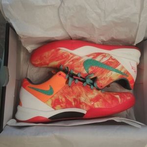 Area 72 kobe 8 As plus